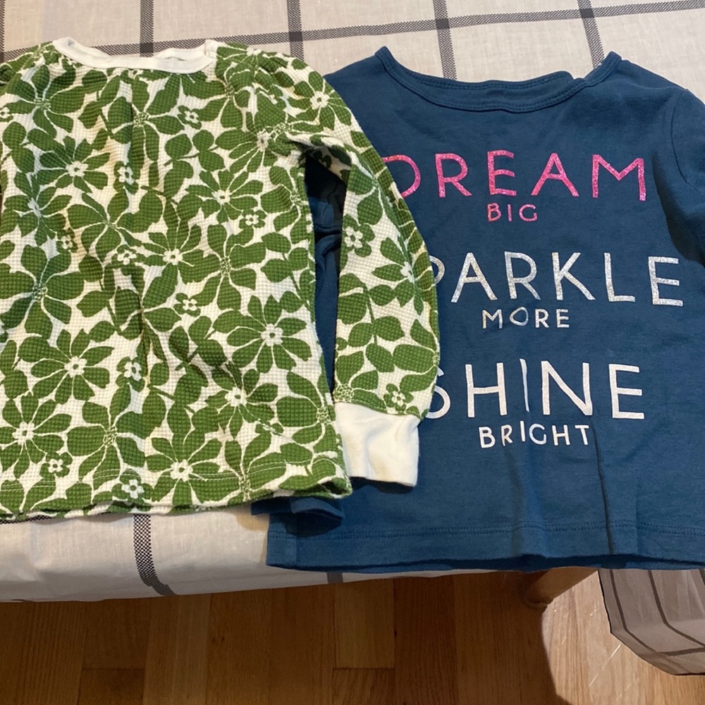 2 long sleeve shirts